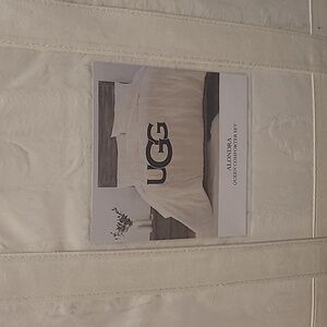 UGG Alondra Queen Faux Fur